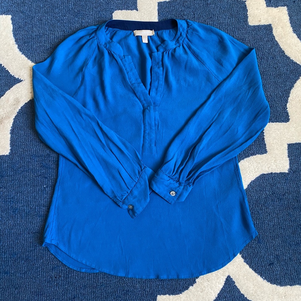 Banana Republic V-Neck Blouse